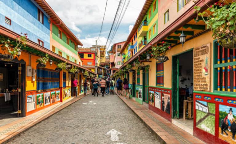 Guatape Bachelor Party Boat Rental