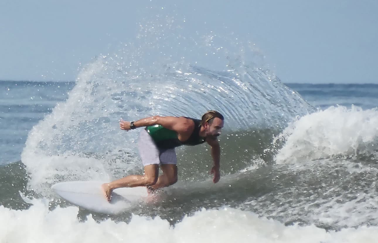 Playa Hermosa surfing lessons