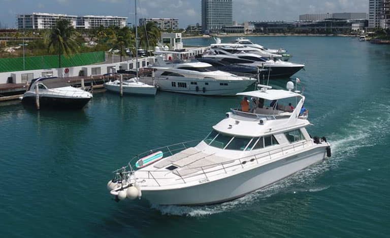 Party boat in Cancun