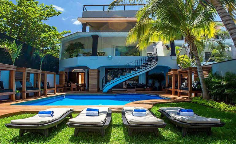 Villa rental in Cancun